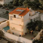 Apartments Villa Bella Vista Hvar