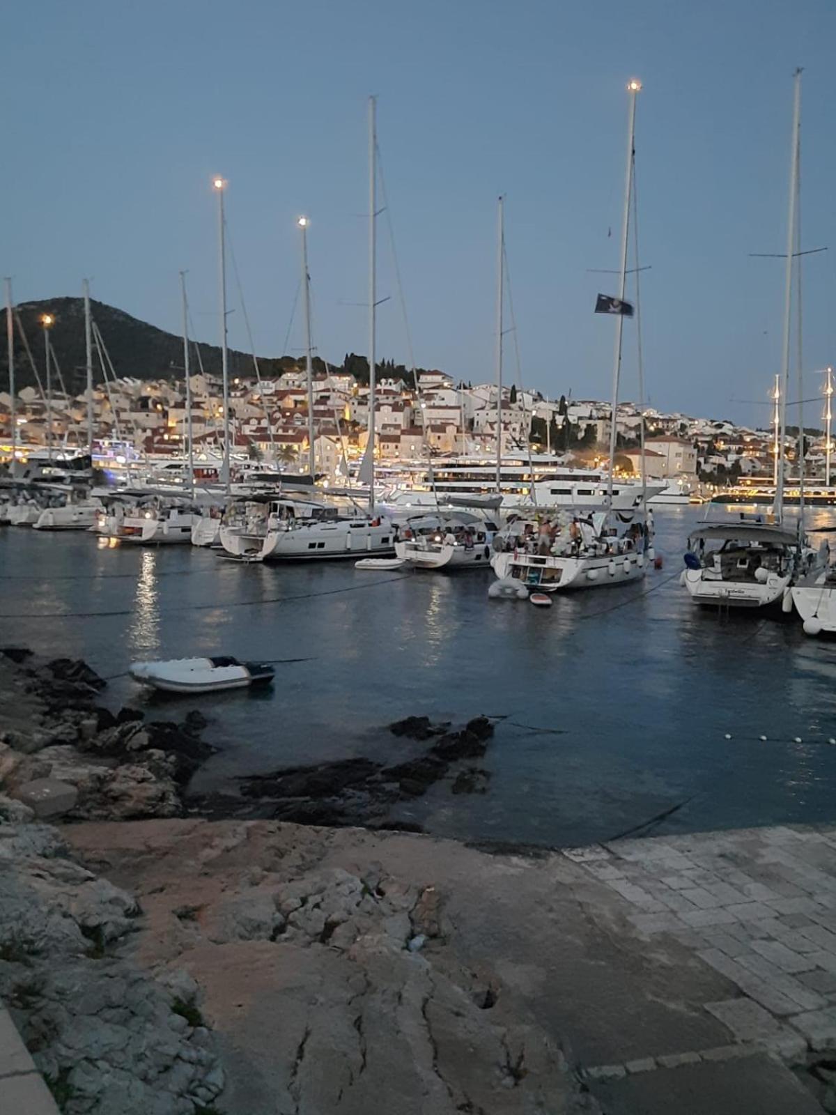 Bella Vista Hvar Vila *